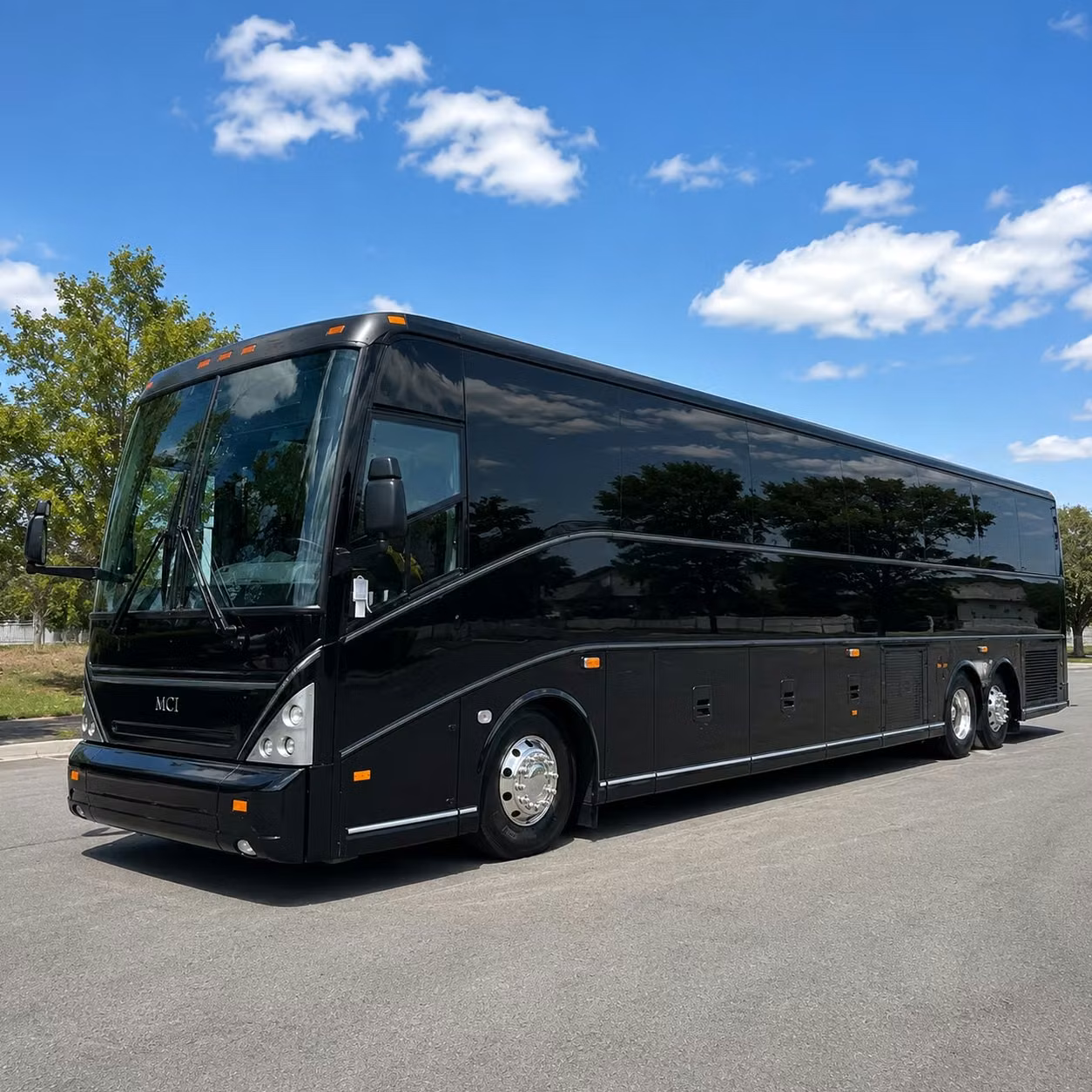 shuttle buses for plano employee commuter services and daily corporate runs